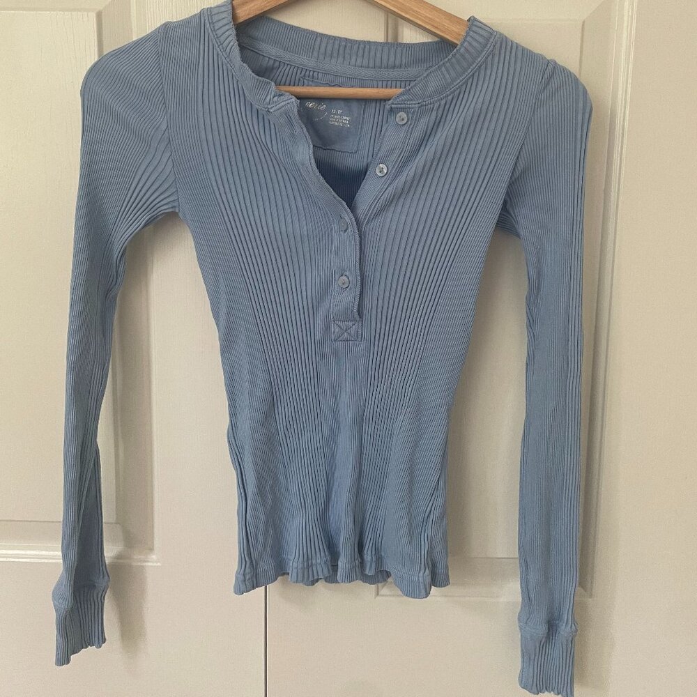 Aerie Long Sleeve Blue Button Up